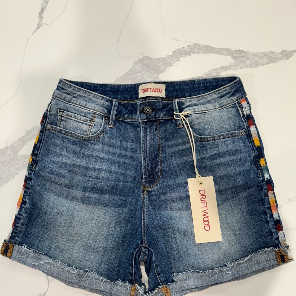 Driftwood Cherrill Shorts